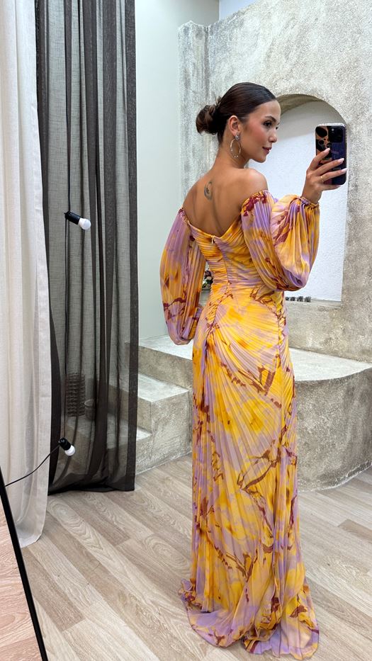 Gisselle | Elegant V-Neck Dress