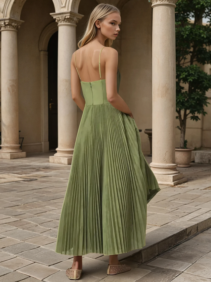 Araya | Timeless Structured Dress