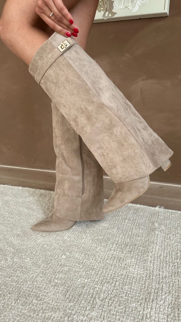 Parker | Inspired Oversized Boots