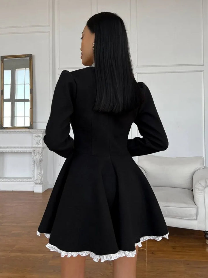 Billie | Graceful Black Dress