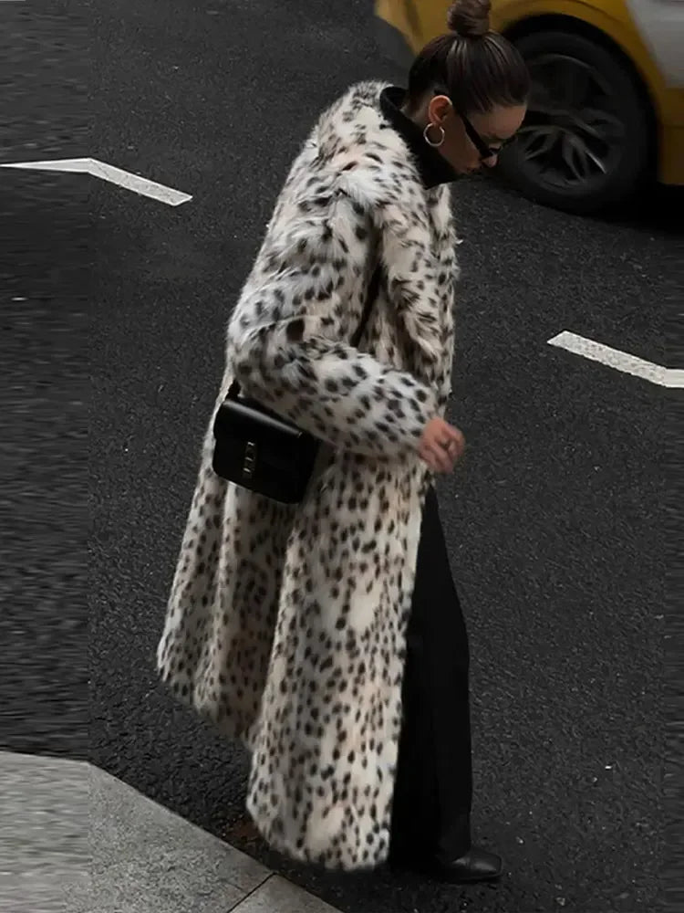Vandler | Luxe Leopard Coat
