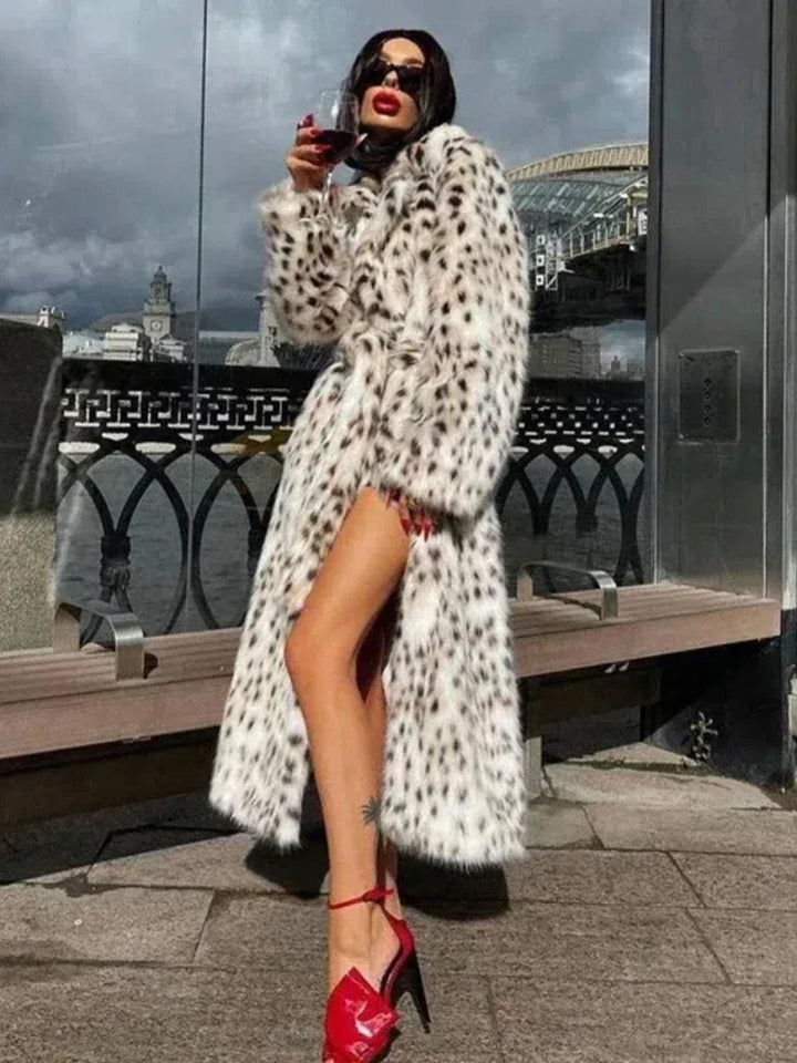 Vandler | Luxe Leopard Coat