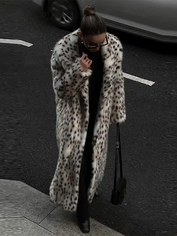 Vandler | Luxe Leopard Coat