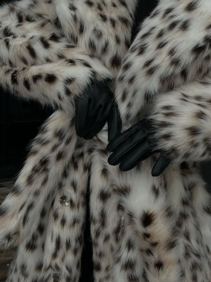 Vandler | Luxe Leopard Coat