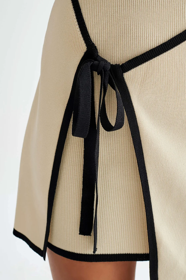 Abigail | Flattering Knit Dress