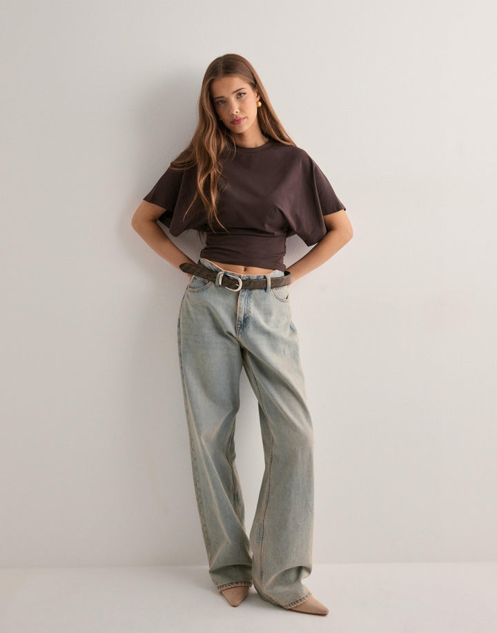 Azari | Oversized Minimalistic Tee